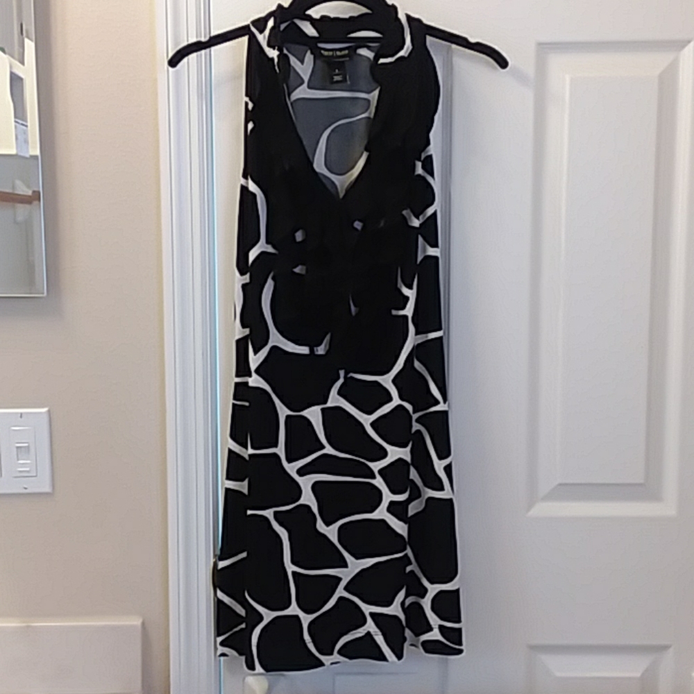 Black and white dress